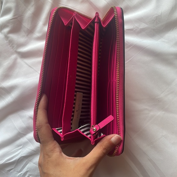 kate spade wallet - Picture 2 of 2